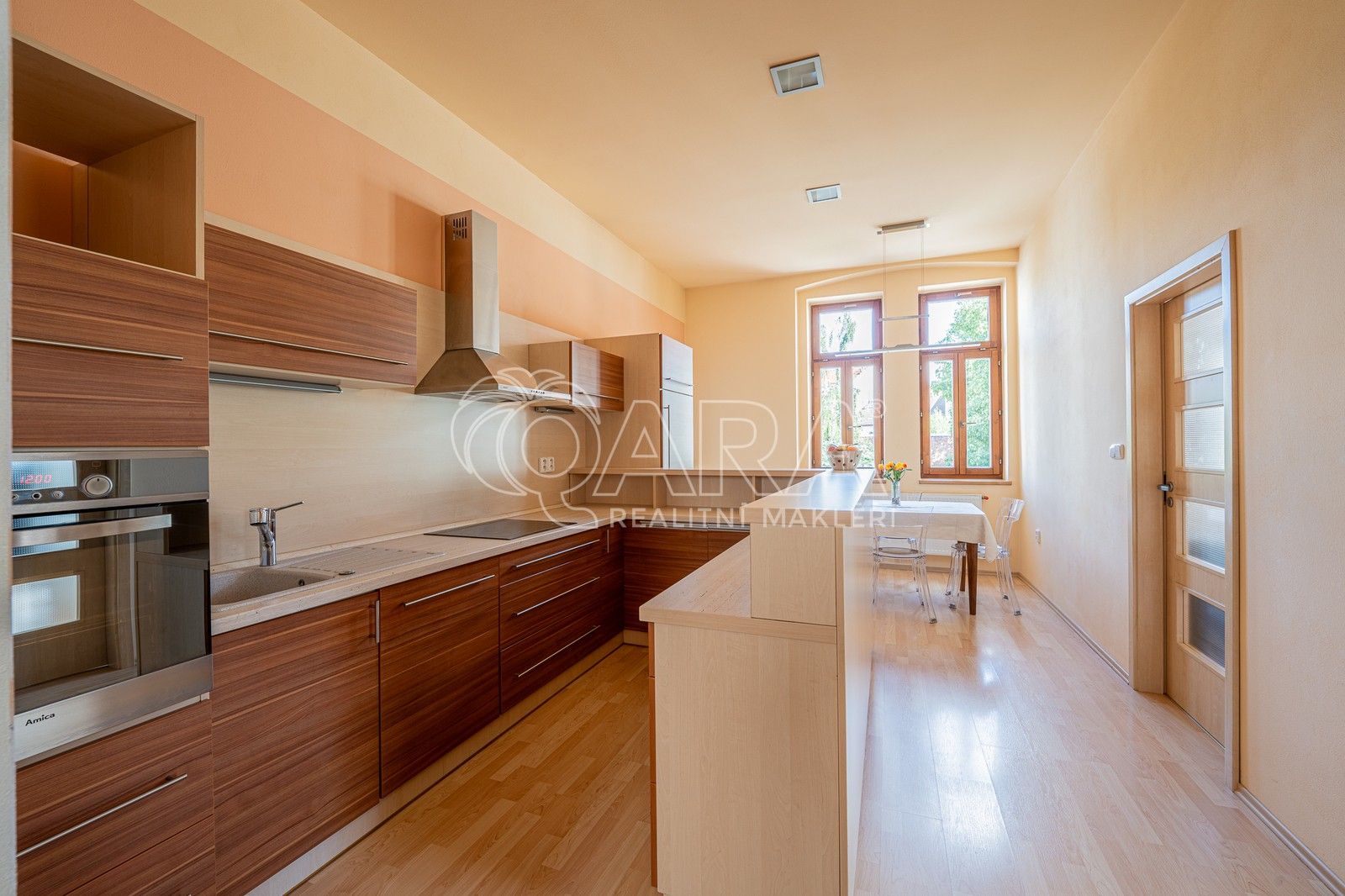 4+1, Křížkova, Plzeň, 100 m²