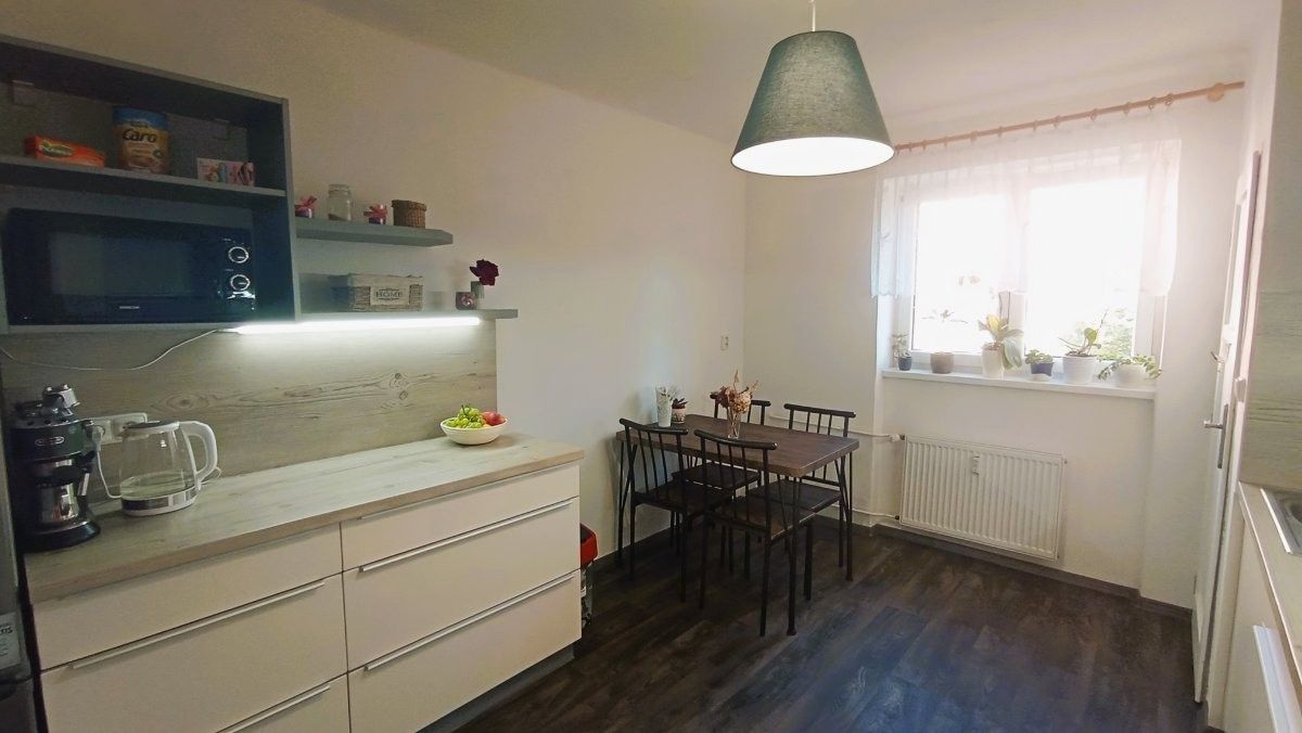 Pronájem byt 2+1 - Jeremiášova, České Budějovice, 57 m²