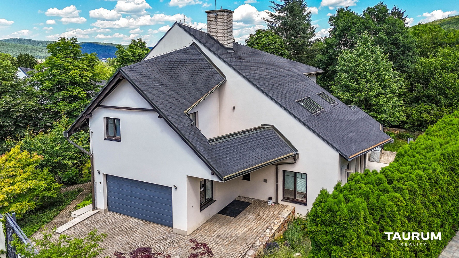 Rodinný dům · 408 m² · Broncova, Řevnice, okres Praha-západ - 3