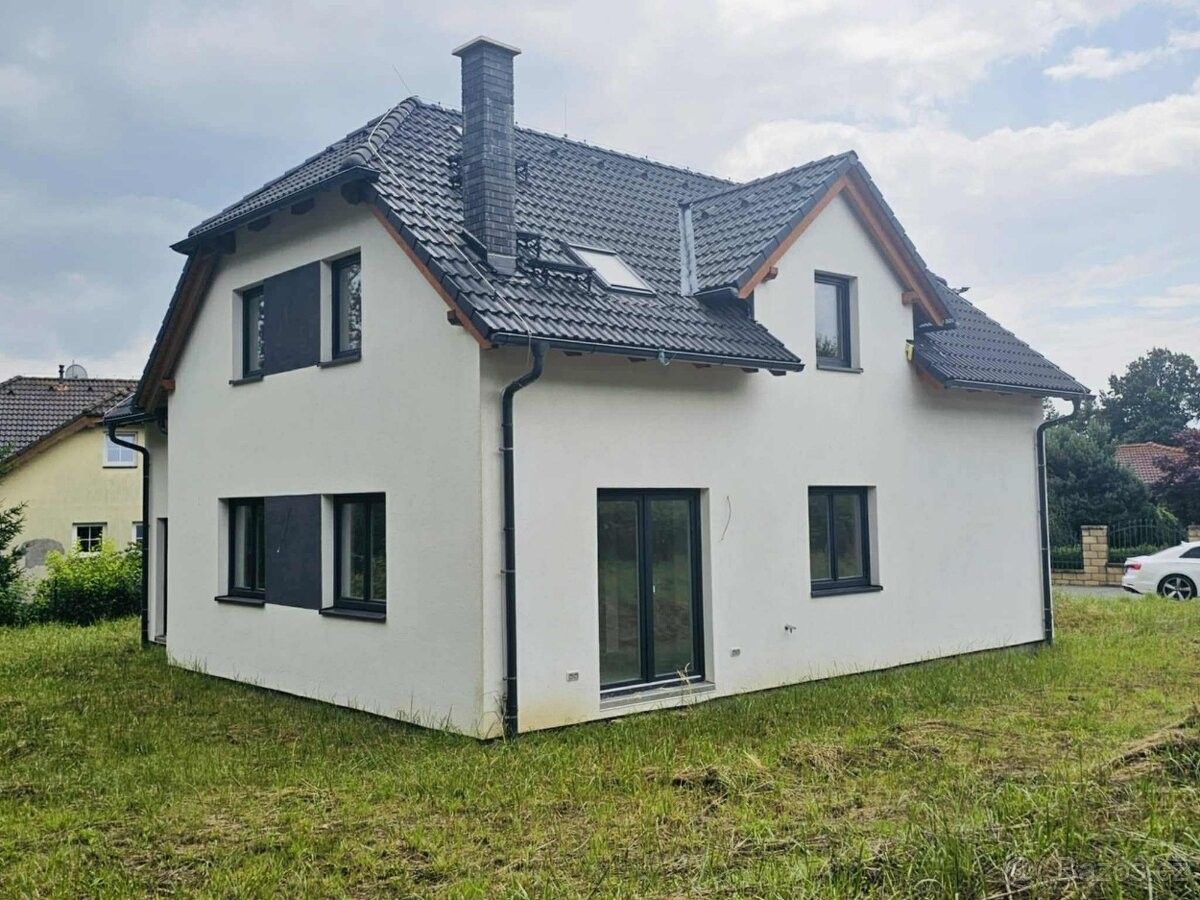 Rodinné domy, Pyšely, 251 67