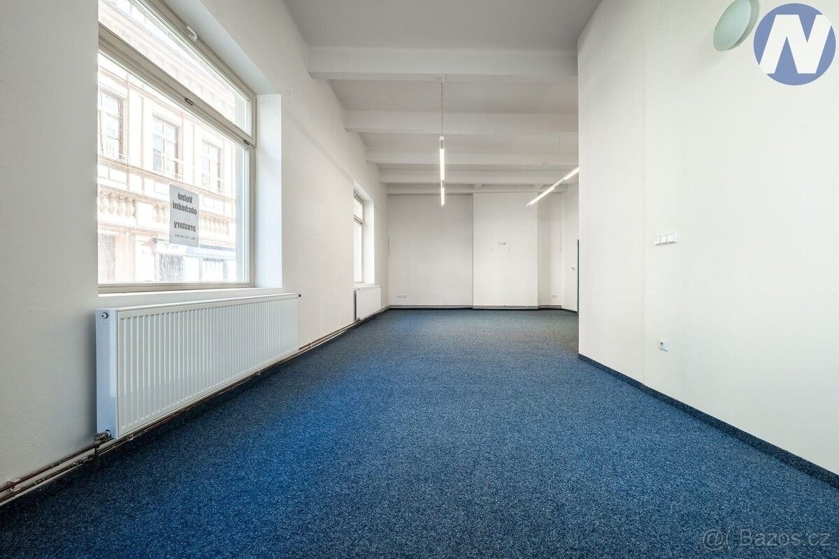 Obchodní prostory, Vimperk, 385 01