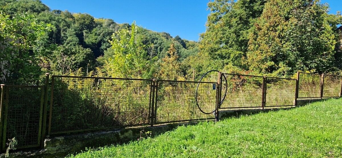 Prodej pozemek pro bydlení - Krnsko, 294 31