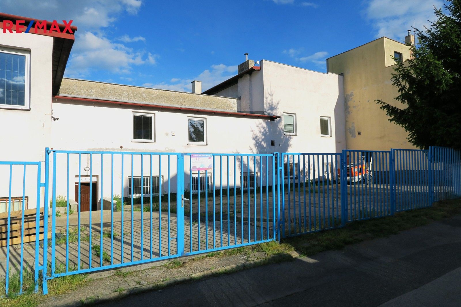 Pronájem obchodní prostory - Na průhonu, Praha, 150 m²