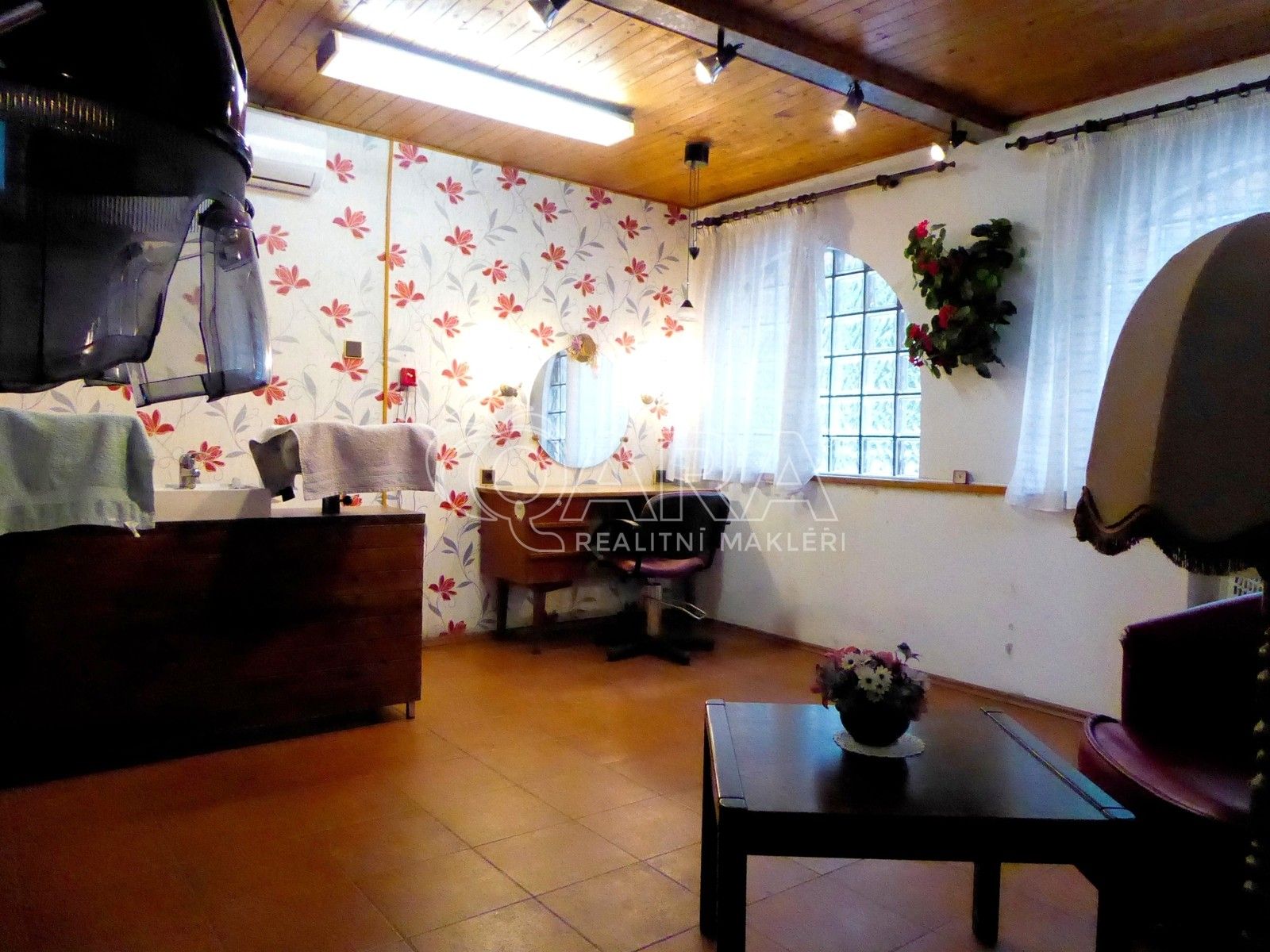 Pronájem obchodní prostory - Pražská, Mnichovice, 20 m²