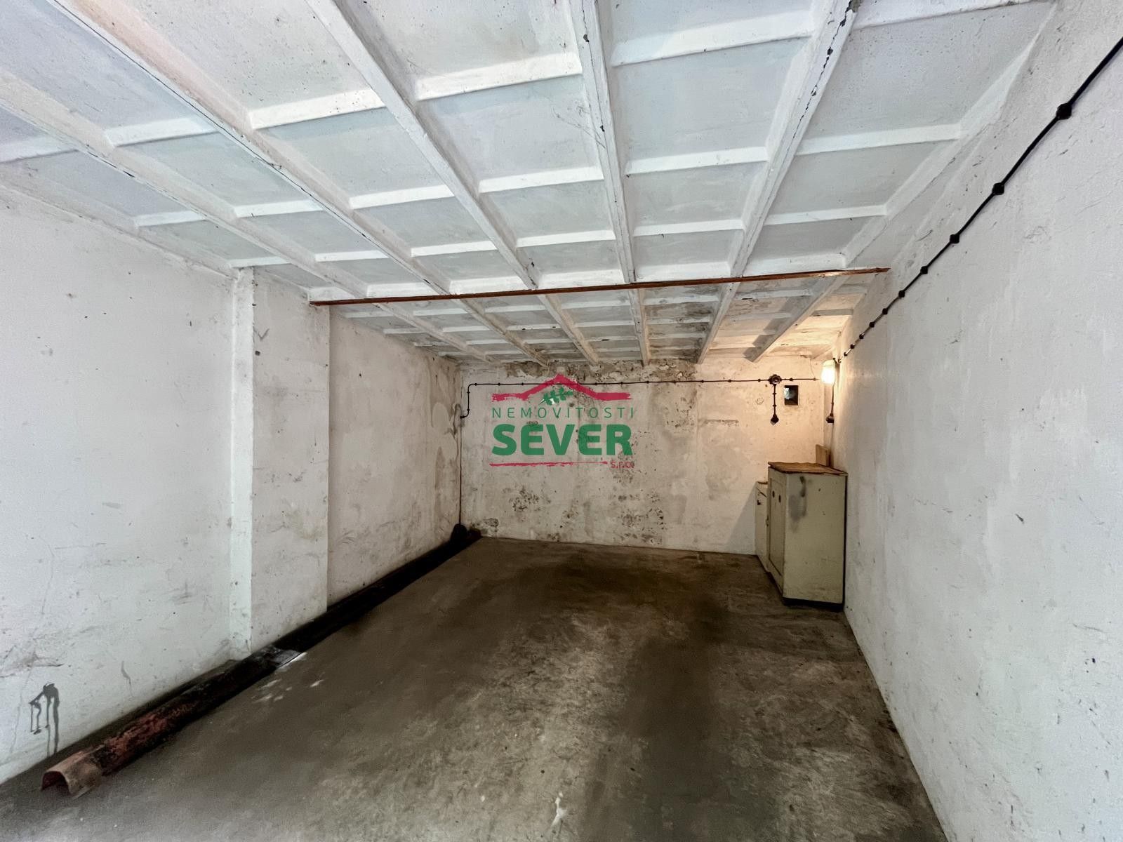 Prodej garáž - K Loučkám, Litvínov, 32 m²