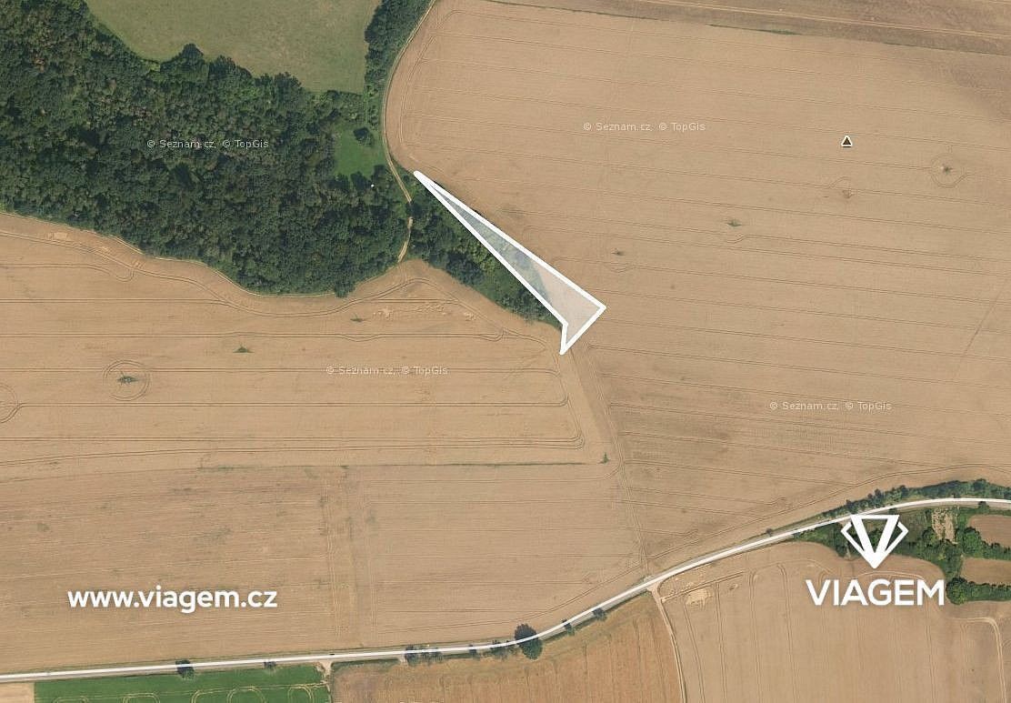 Zemědělský pozemek, 2 482 m²