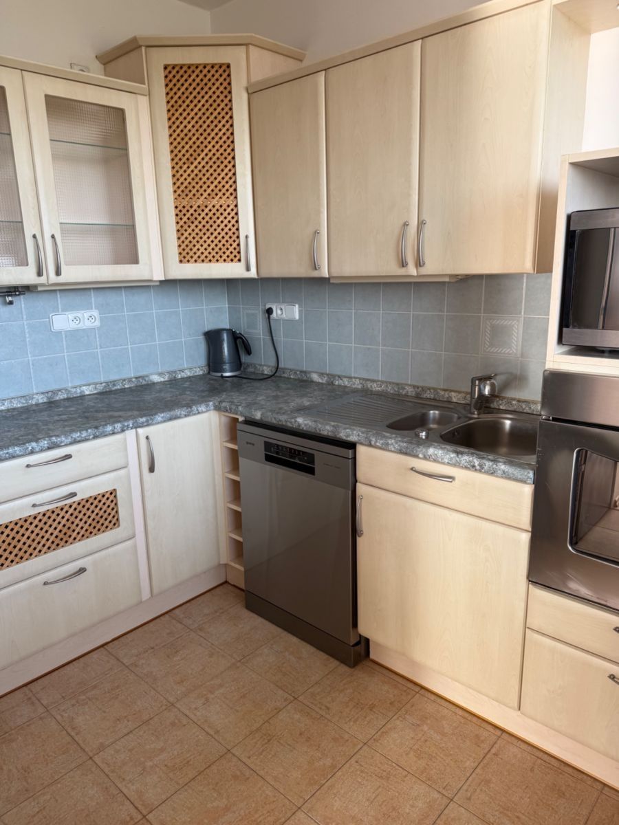 4+1, Praha - Kobylisy, 132 m² - 2