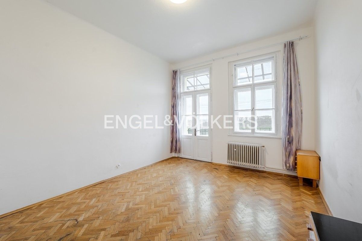 Pronájem byt 3+1 - Švédská, Praha, 90 m²