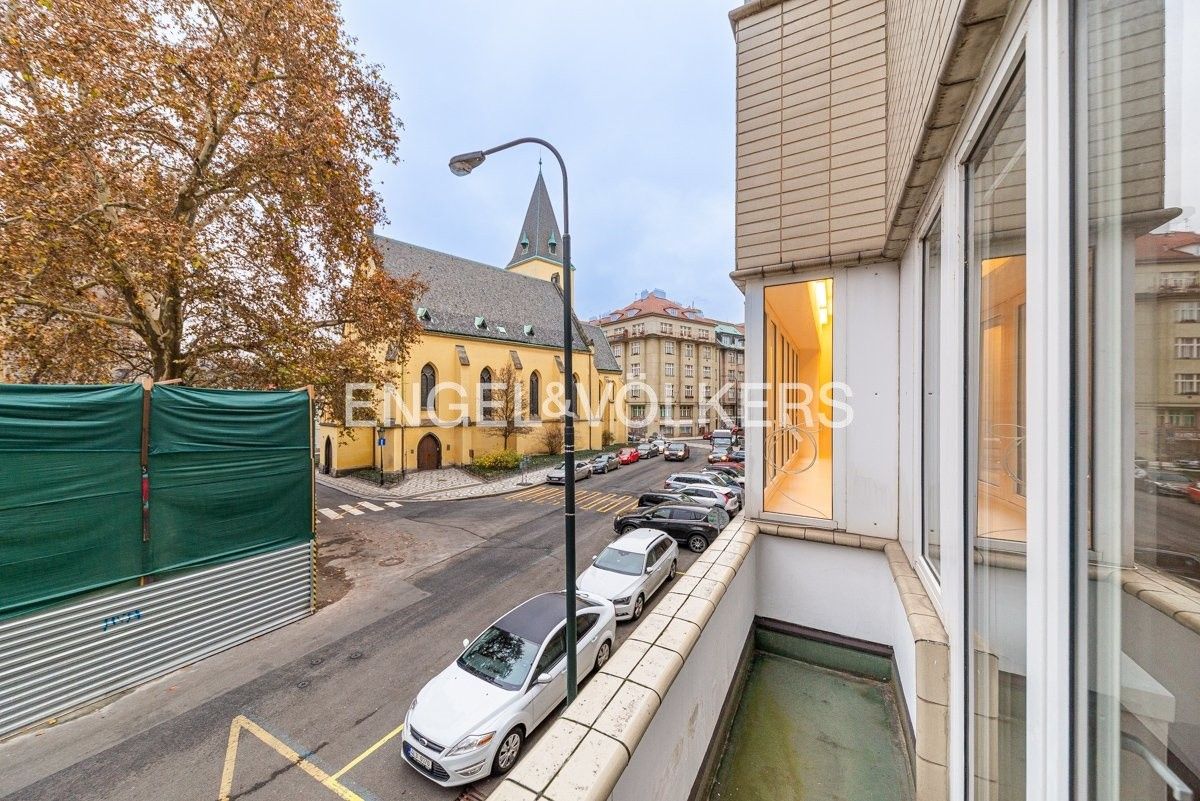 Pronájem byt 4+1 - Klimentská, Praha, 185 m²