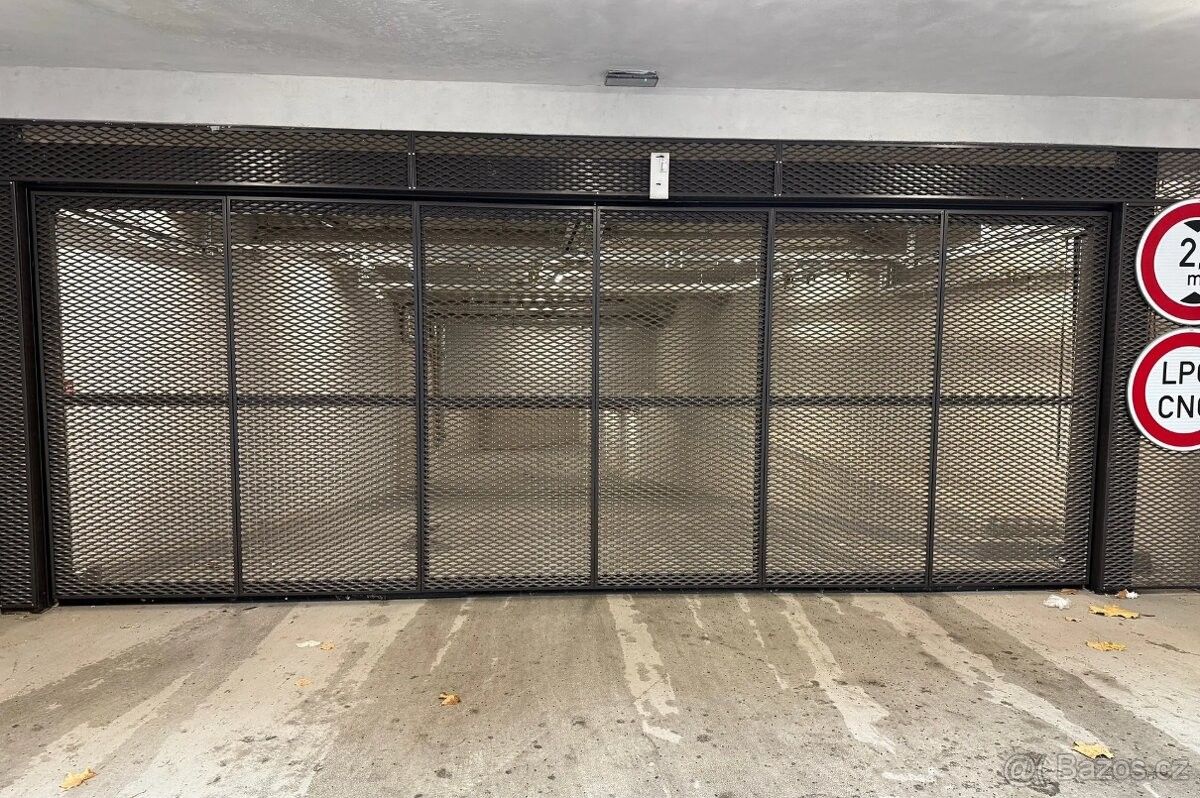 Pronájem garáž - Brno, 602 00