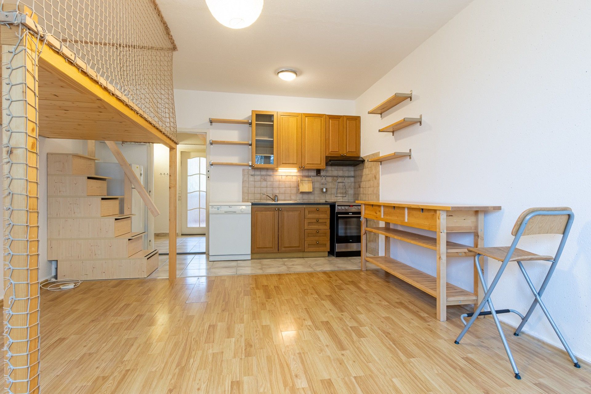 Pronájem byt 2+kk - Wassermannova, Praha, 45 m²