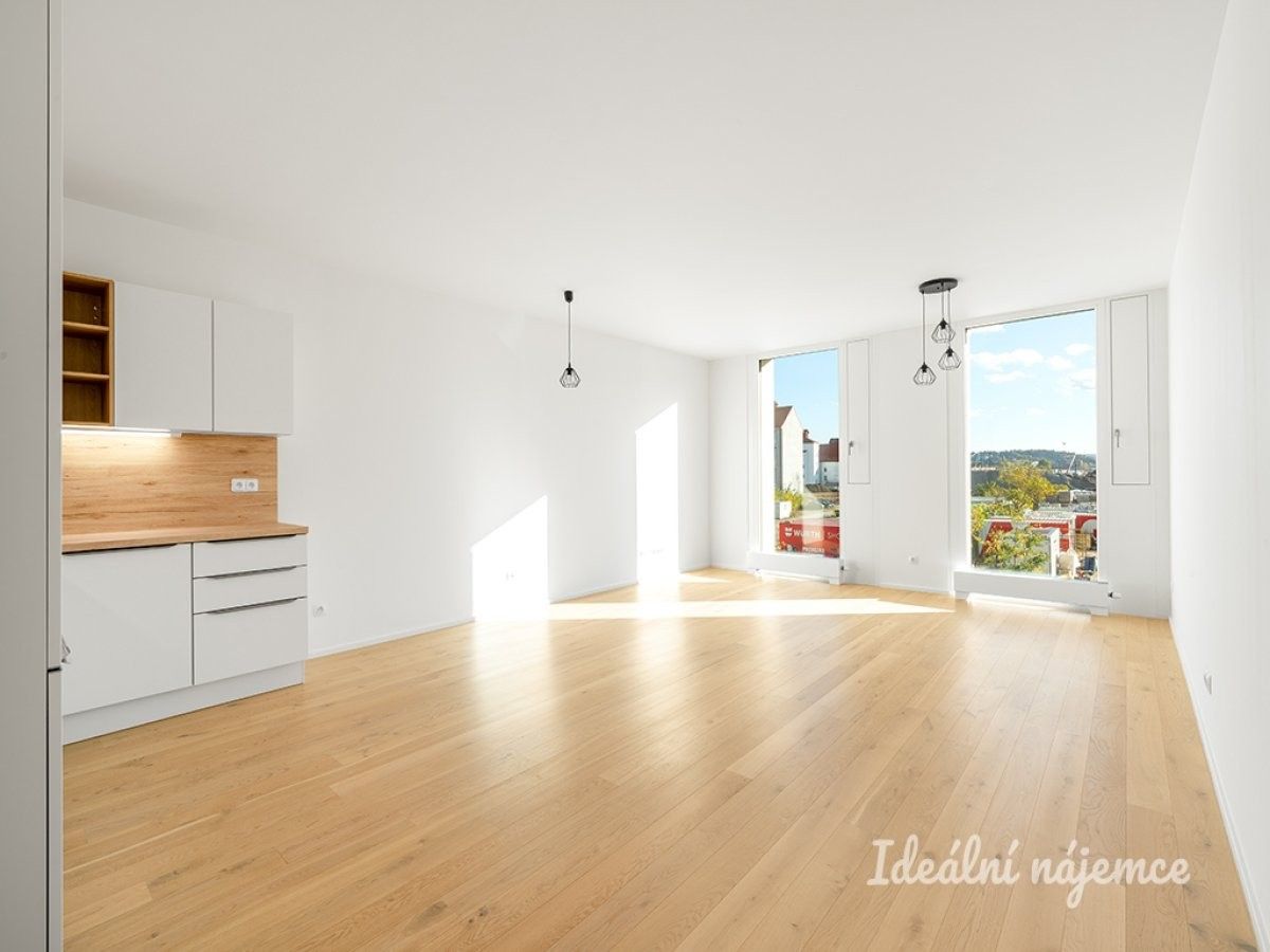 3+kk, Anděl, metro Praha, 92 m² - 2