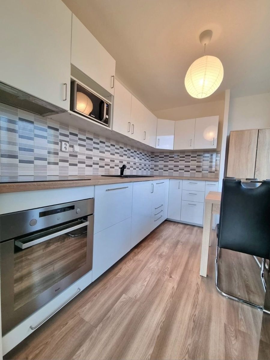 2+1, Urxova, Hradec Králové, 55 m² - 2