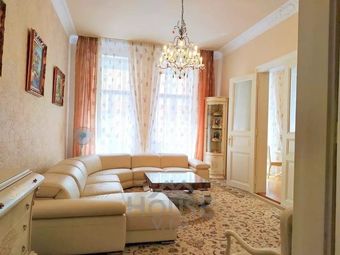 3+1, Mělnická, Praha Malá Strana, 113 m² - 1