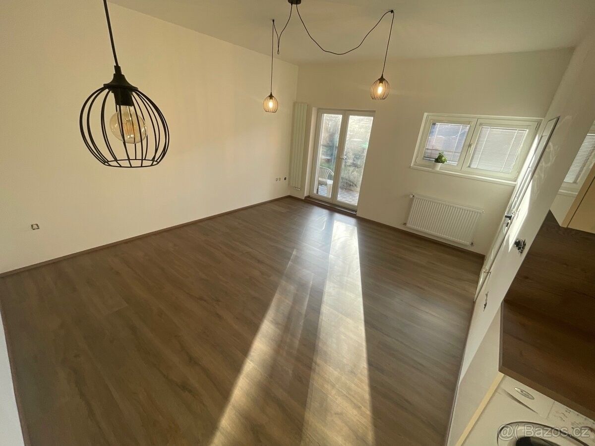 Pronájem byt - 111 01, Praha 10