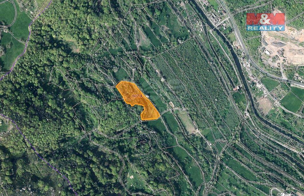 Louka, 14 355 m²