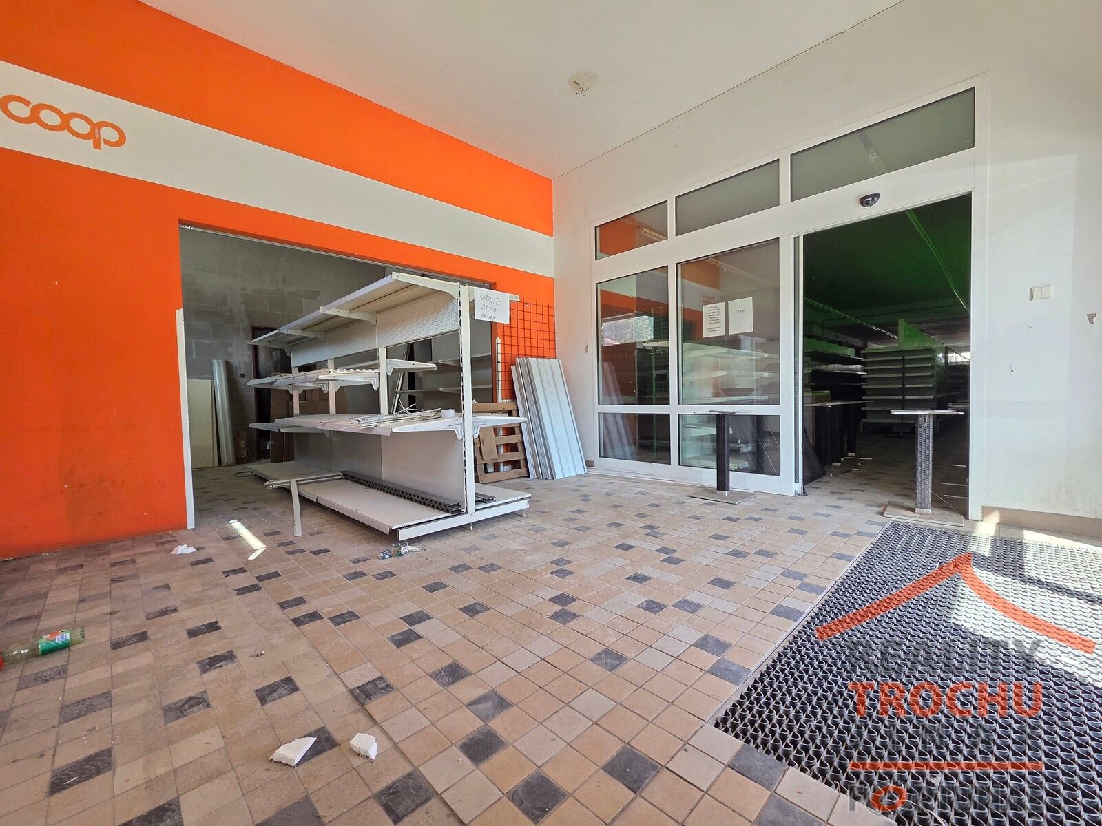Obchodní prostory · 600 m² · Na Veselce, Úpice - 4