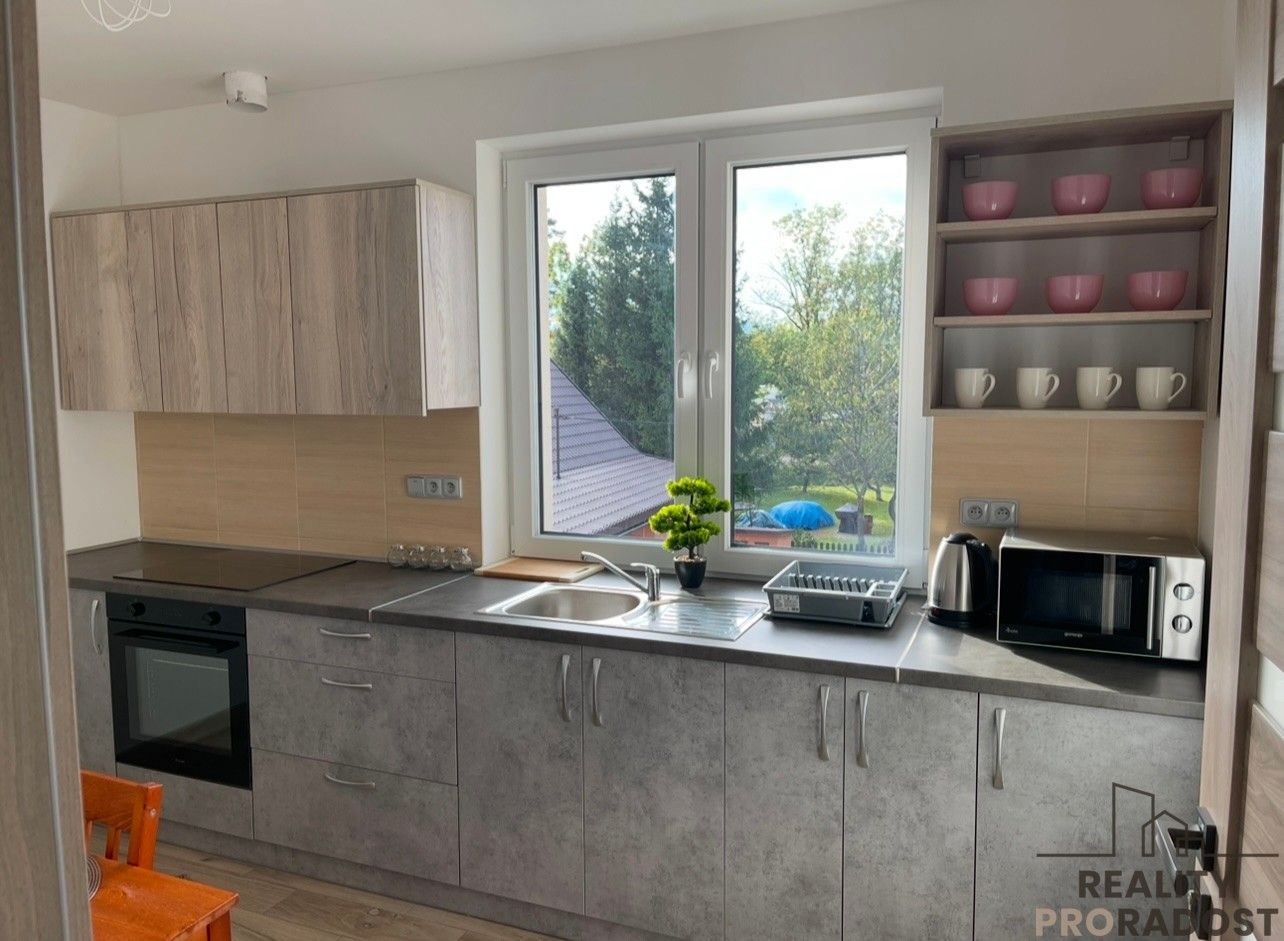 Pronájem byt 3+1 - , Třinec, 60 m²