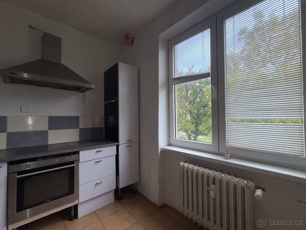 Pronájem byt - Jirkov, 431 11