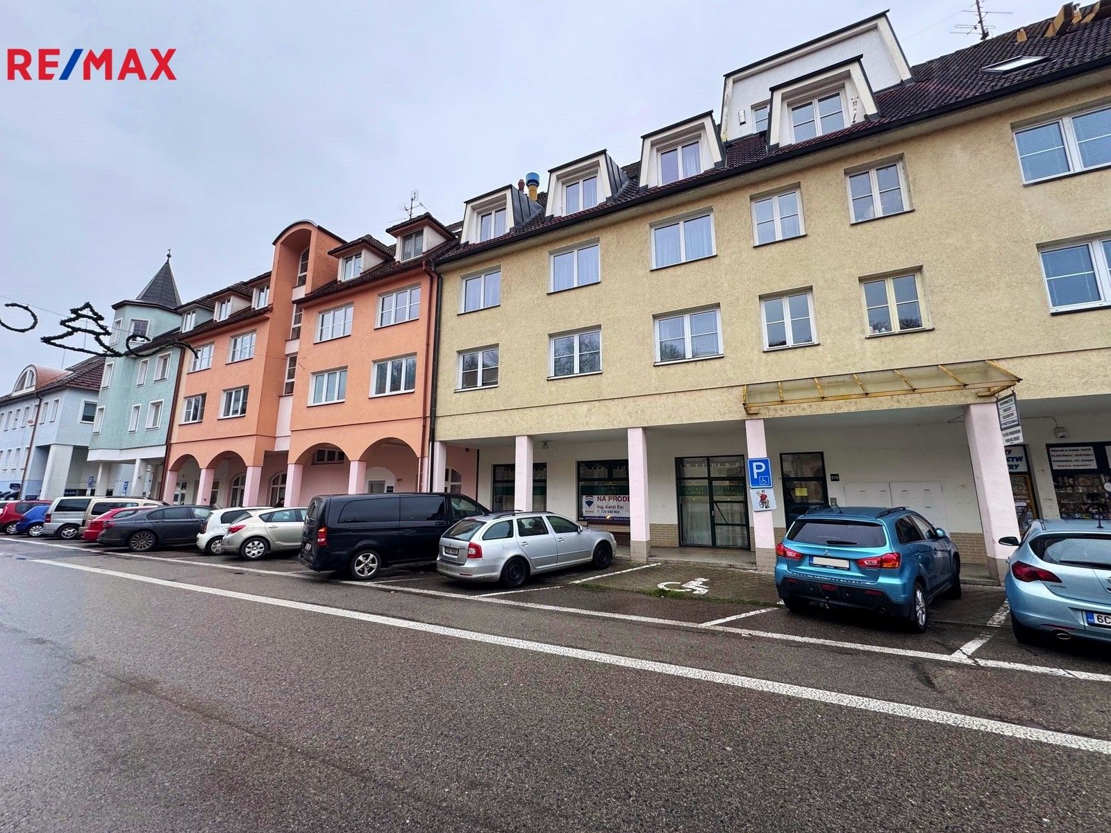 Obchodní prostory, Masarykova, Hluboká nad Vltavou, 241 m²