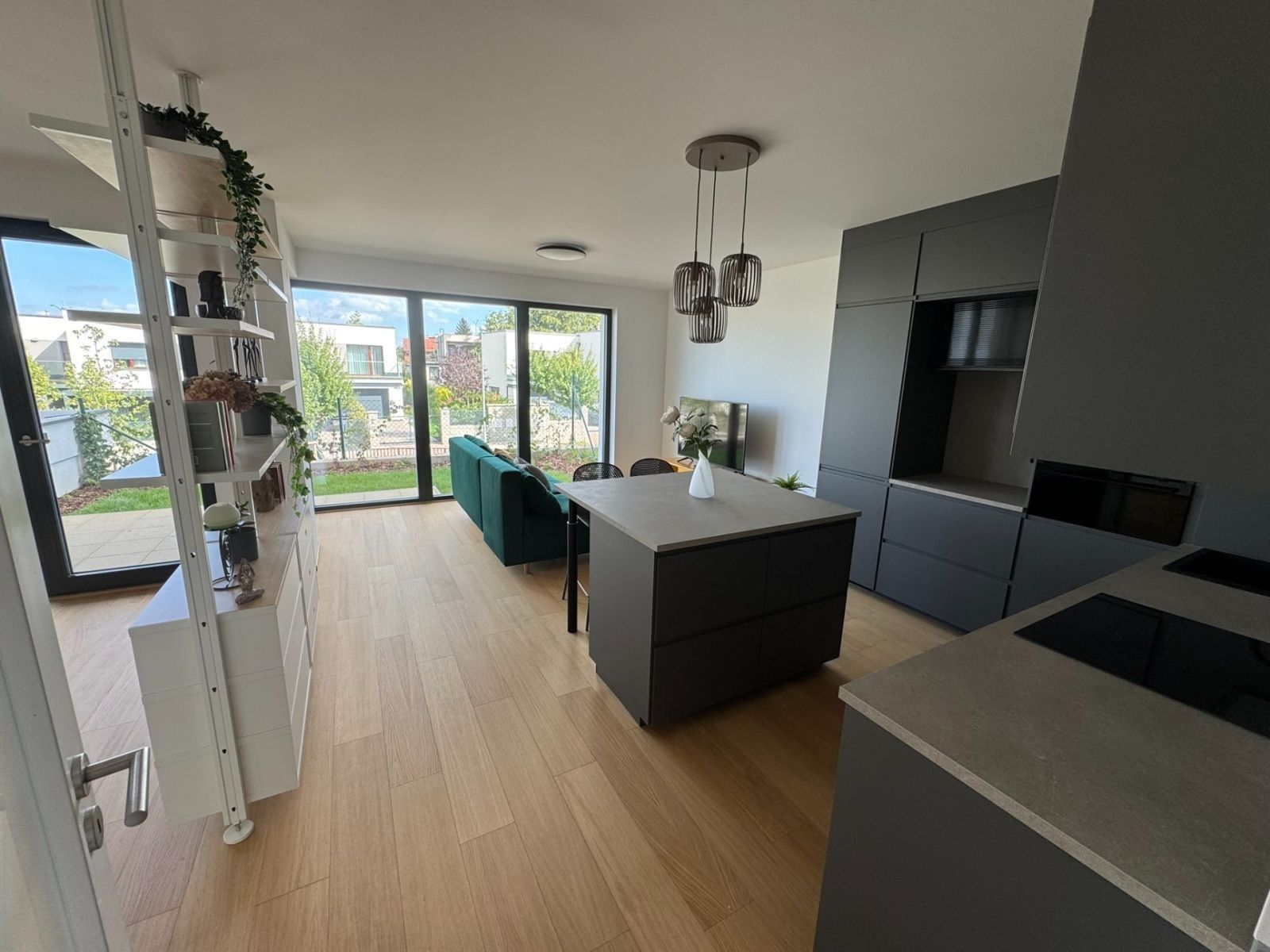 Byt 2+kk · 53 m² · Za Pískovnou, Praha - Dolní Chabry - 3