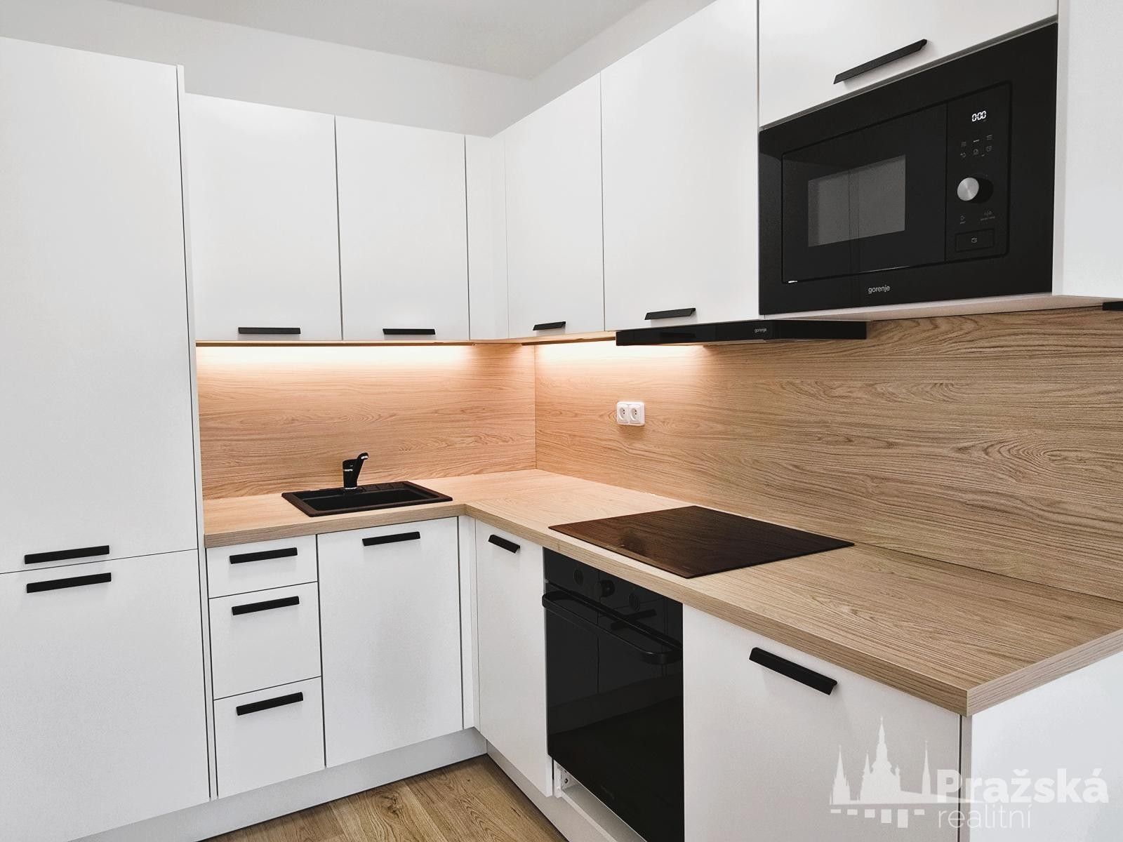 2+kk, Přecechtělova, Praha, 45 m²