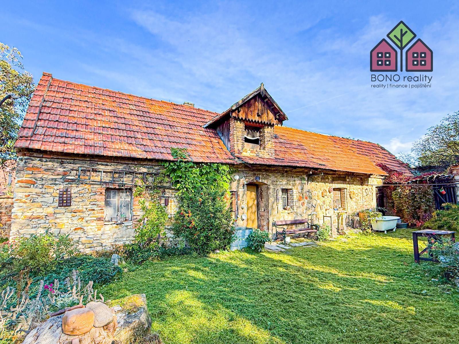 Rodinné domy, Rohatce, Hrobce, 54 m² - 1