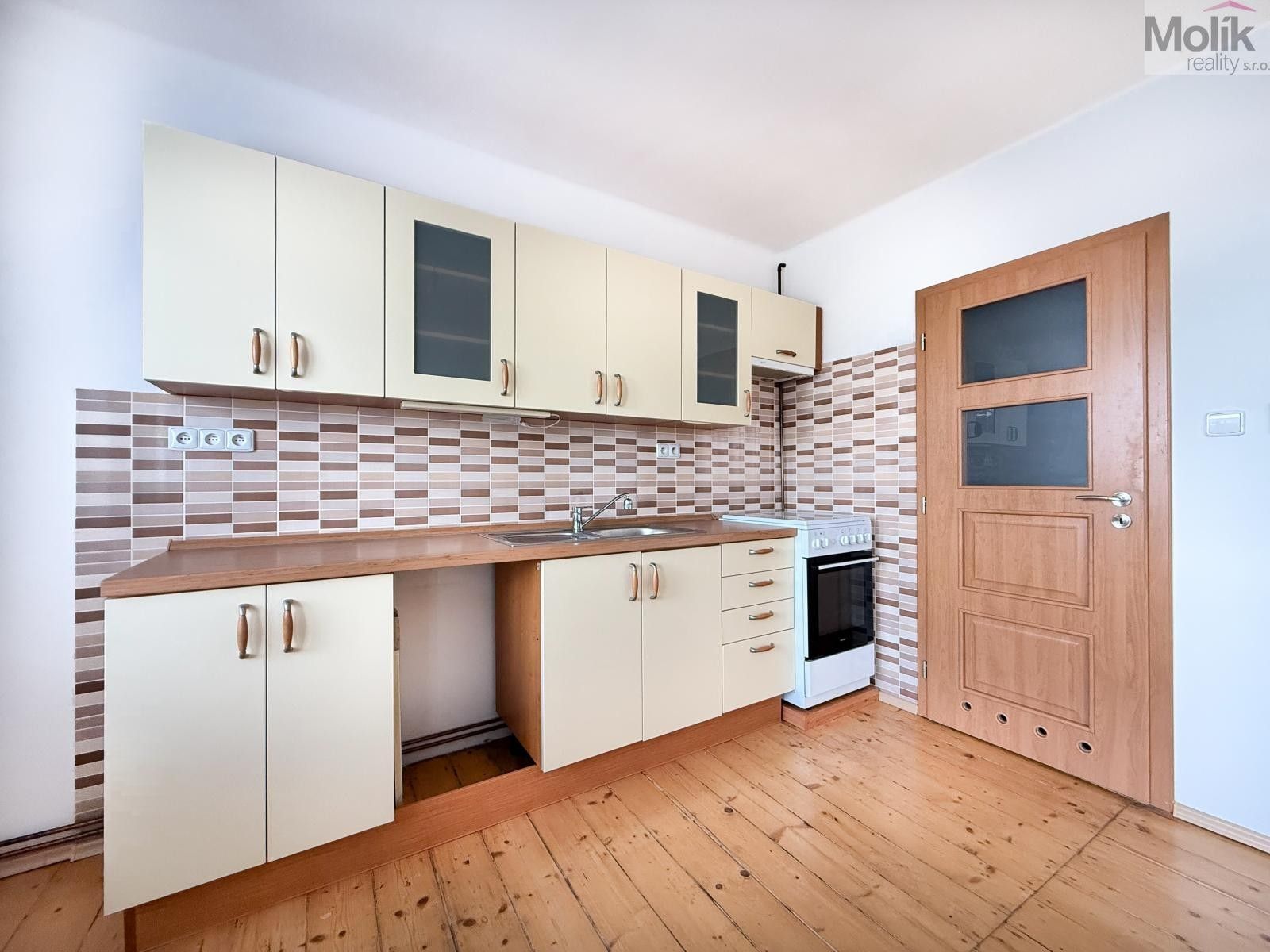 1+kk, Podkrušnohorská, Litvínov, 33 m² - 2