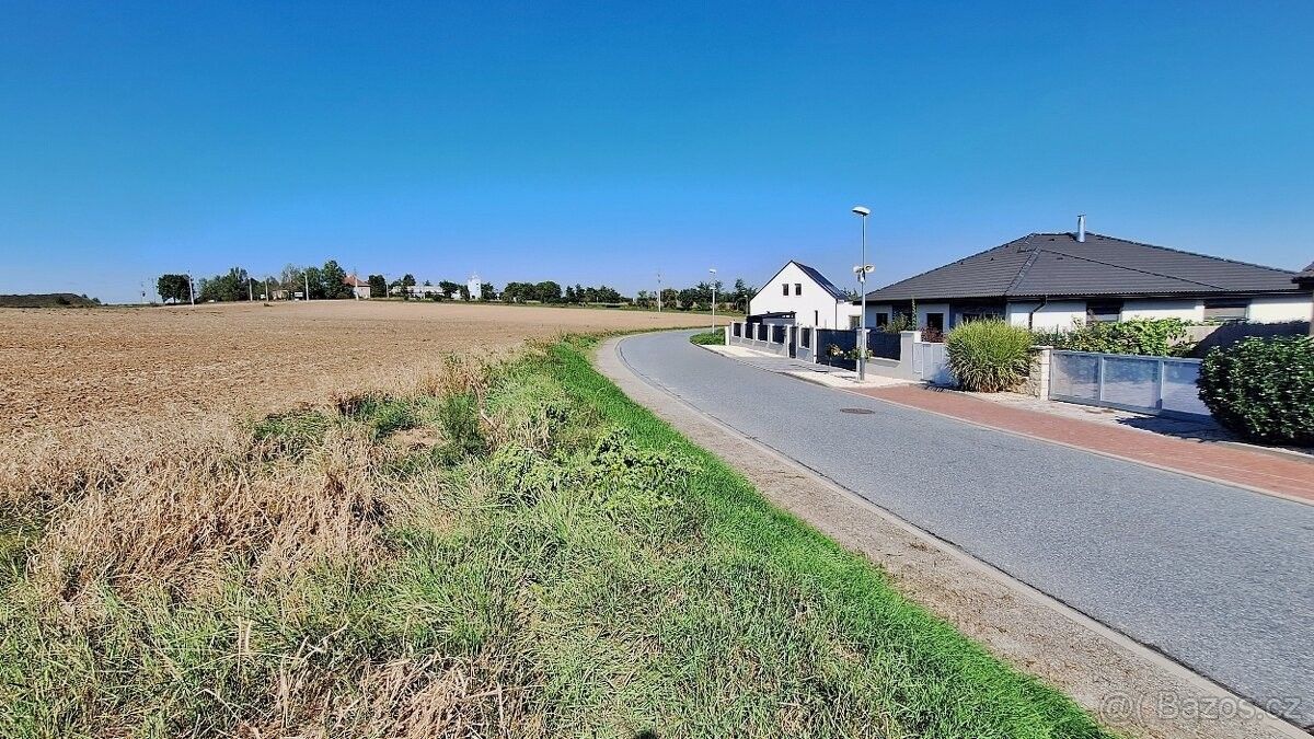 Pozemky pro bydlení, Hrušovany u Brna, 664 62