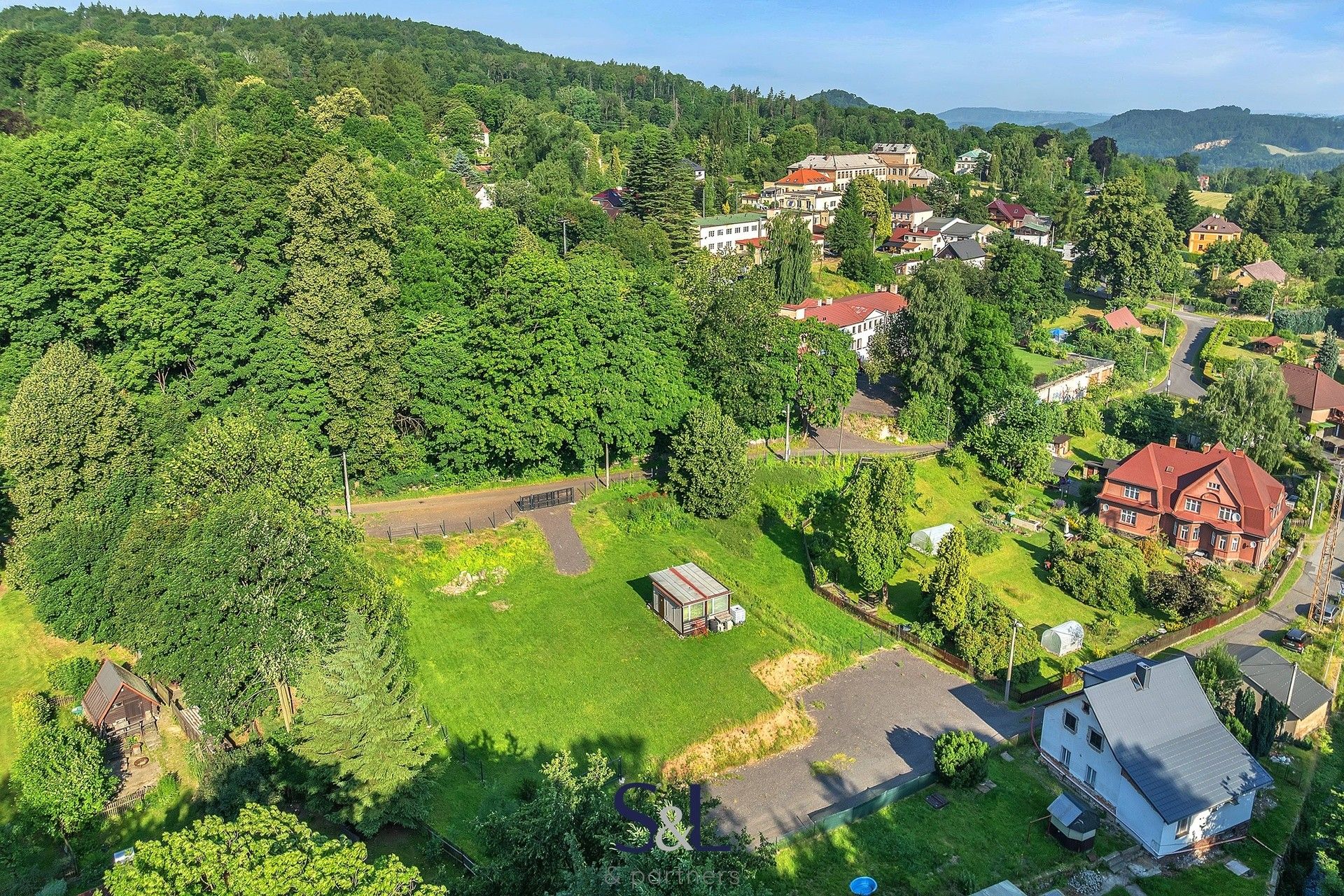 Prodej pozemek pro bydlení - Kamenický Šenov