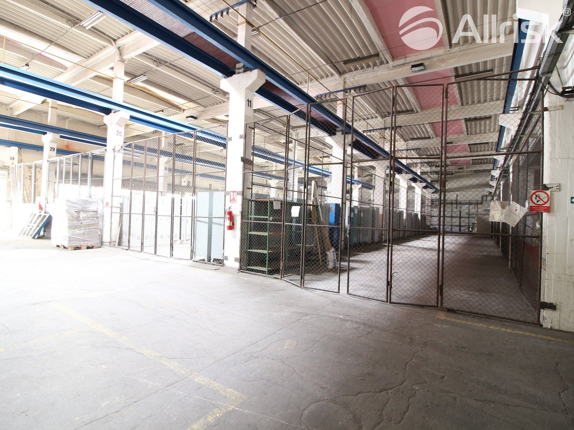 Pronájem sklad - Brno, 170 m²