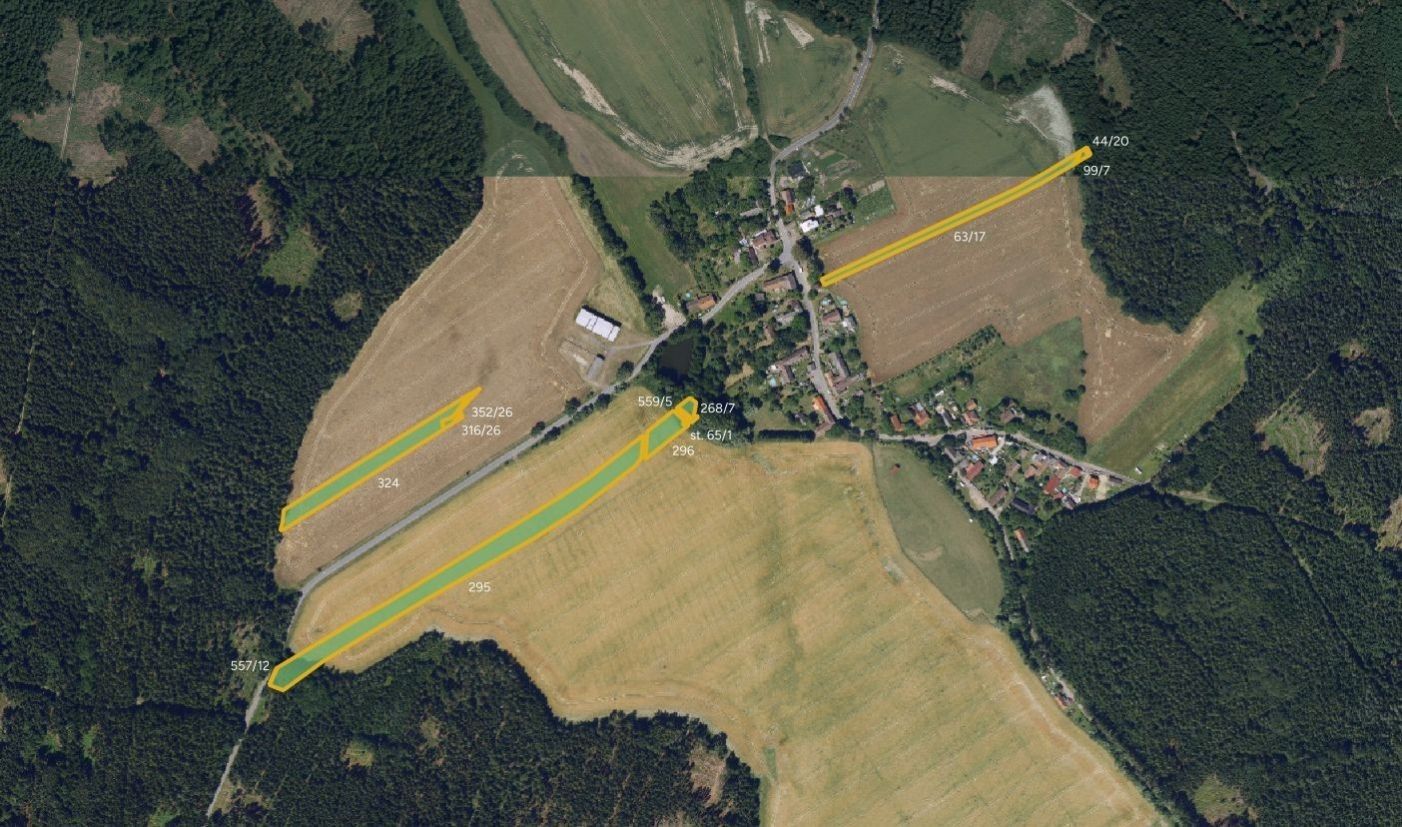 Zemědělský pozemek, 13 878 m²