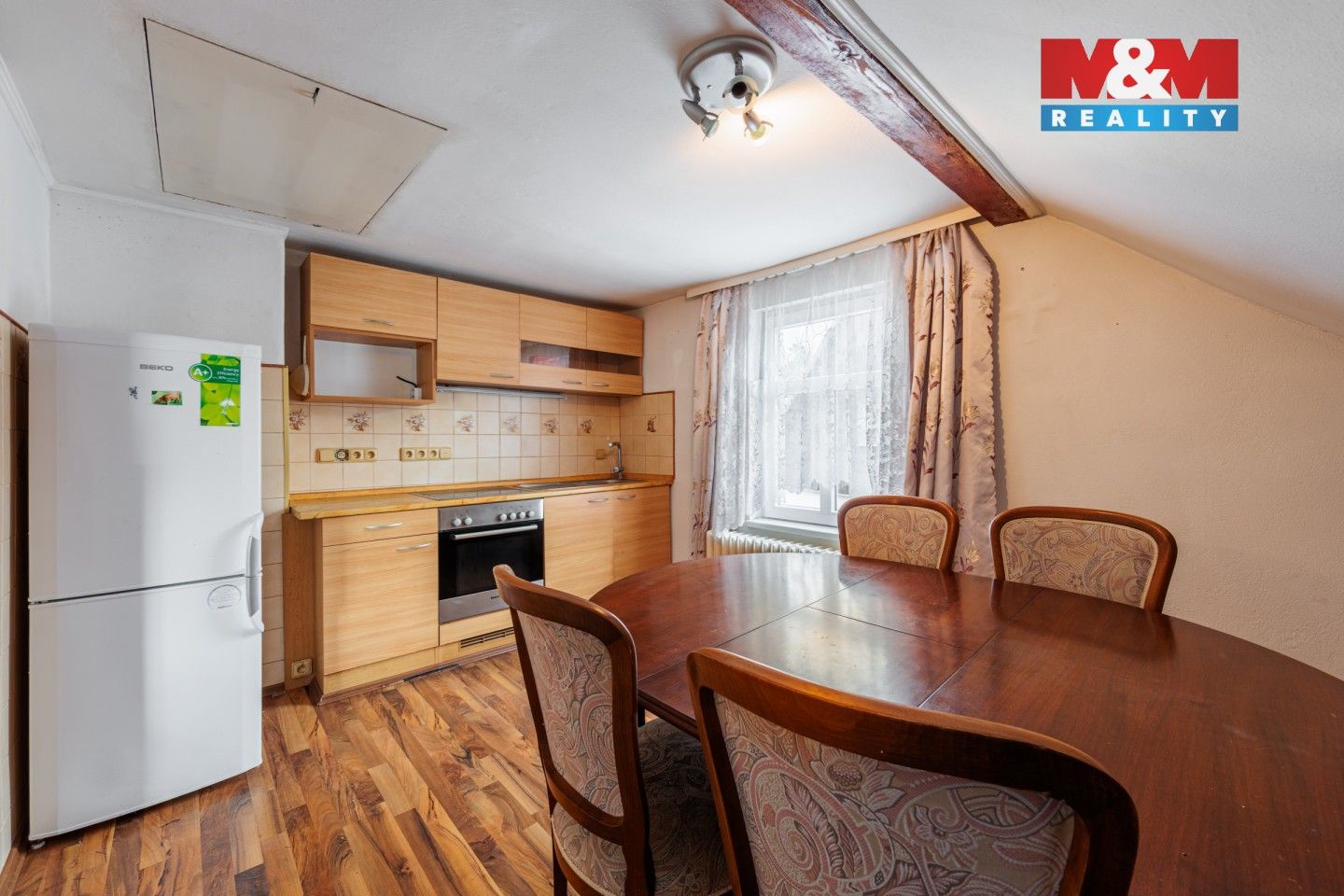 Prodej ubytovací zařízení - Nádražní, Bečov nad Teplou, 298 m²