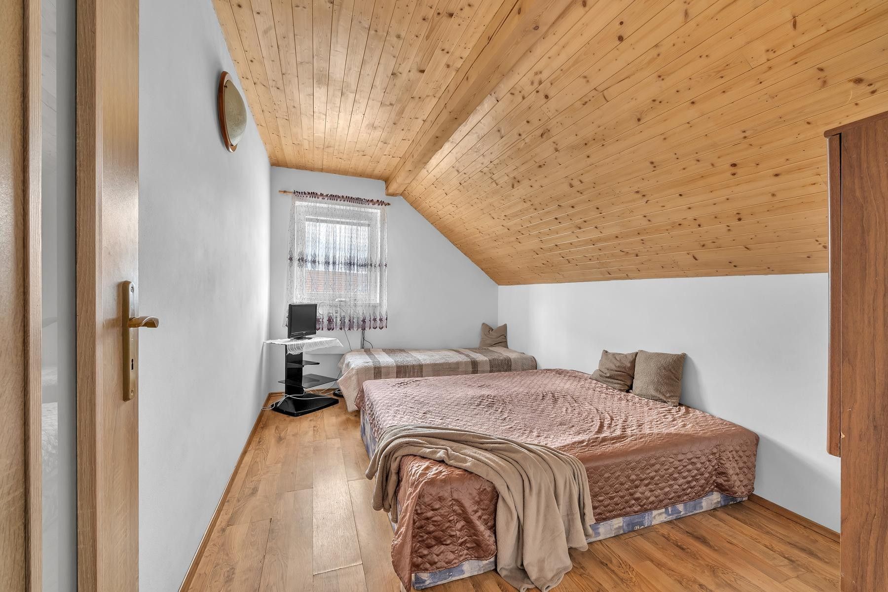 Rodinný dům · 95 m² · 5. května, Žiželice - 3