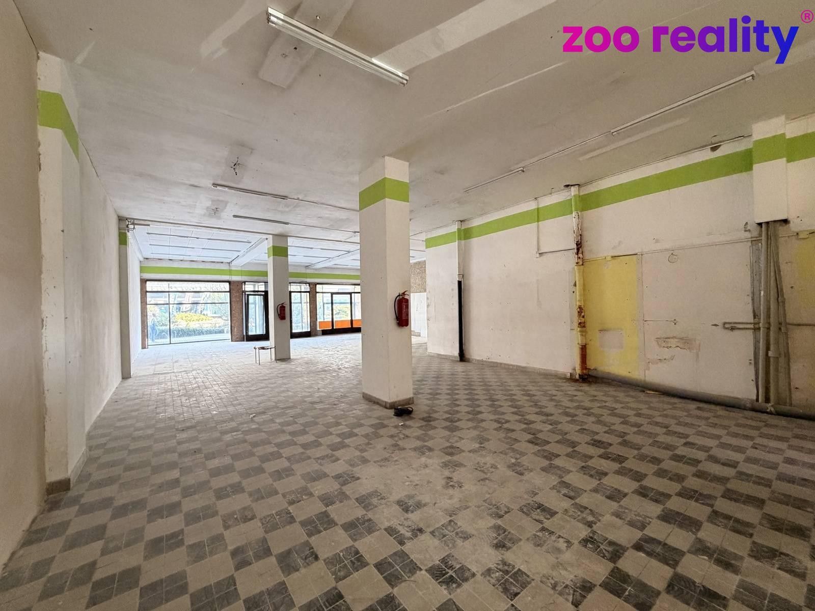 Obchodní prostory · 178 m² · Palackého 4272, Chomutov - 3