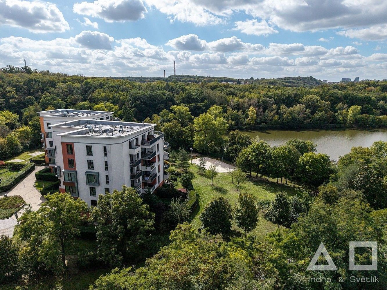 Byt 3+kk · 94 m² · Nademlejnská, Praha 9 - Hloubětín - 3