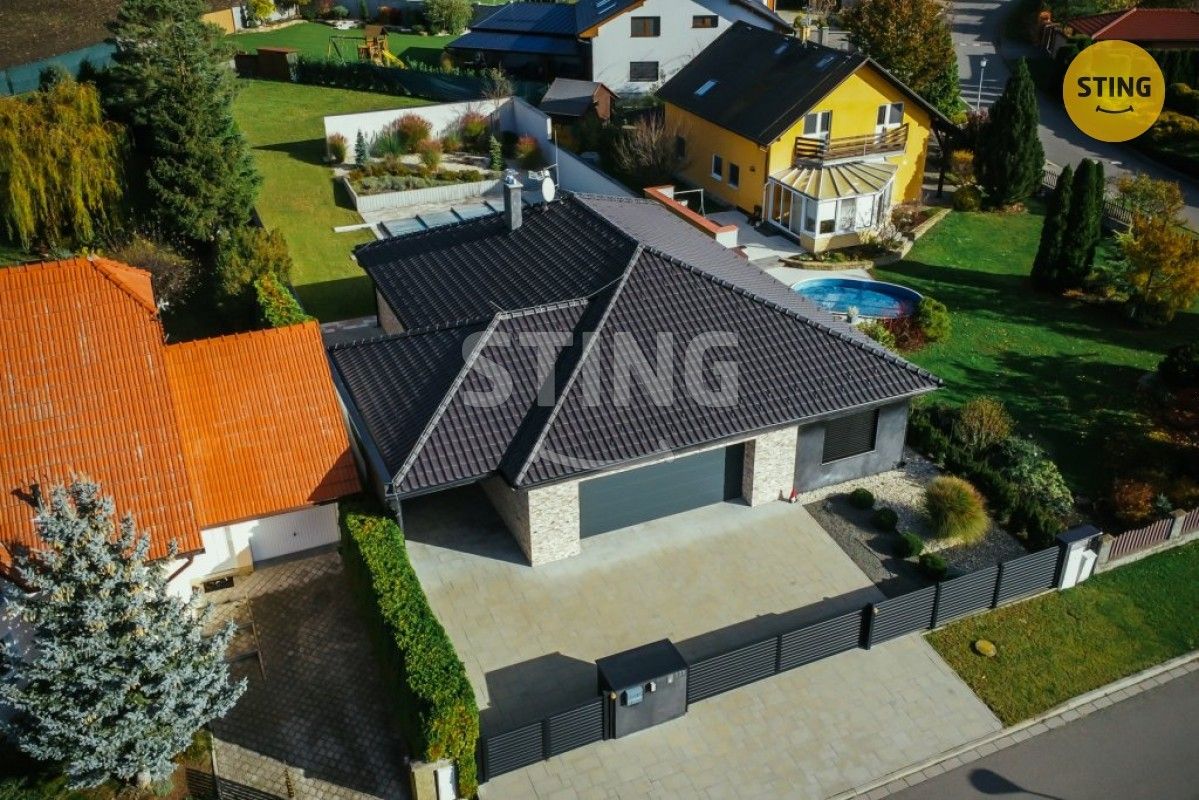 Prodej dům - Želatovice, 751 16, 1 090 m²