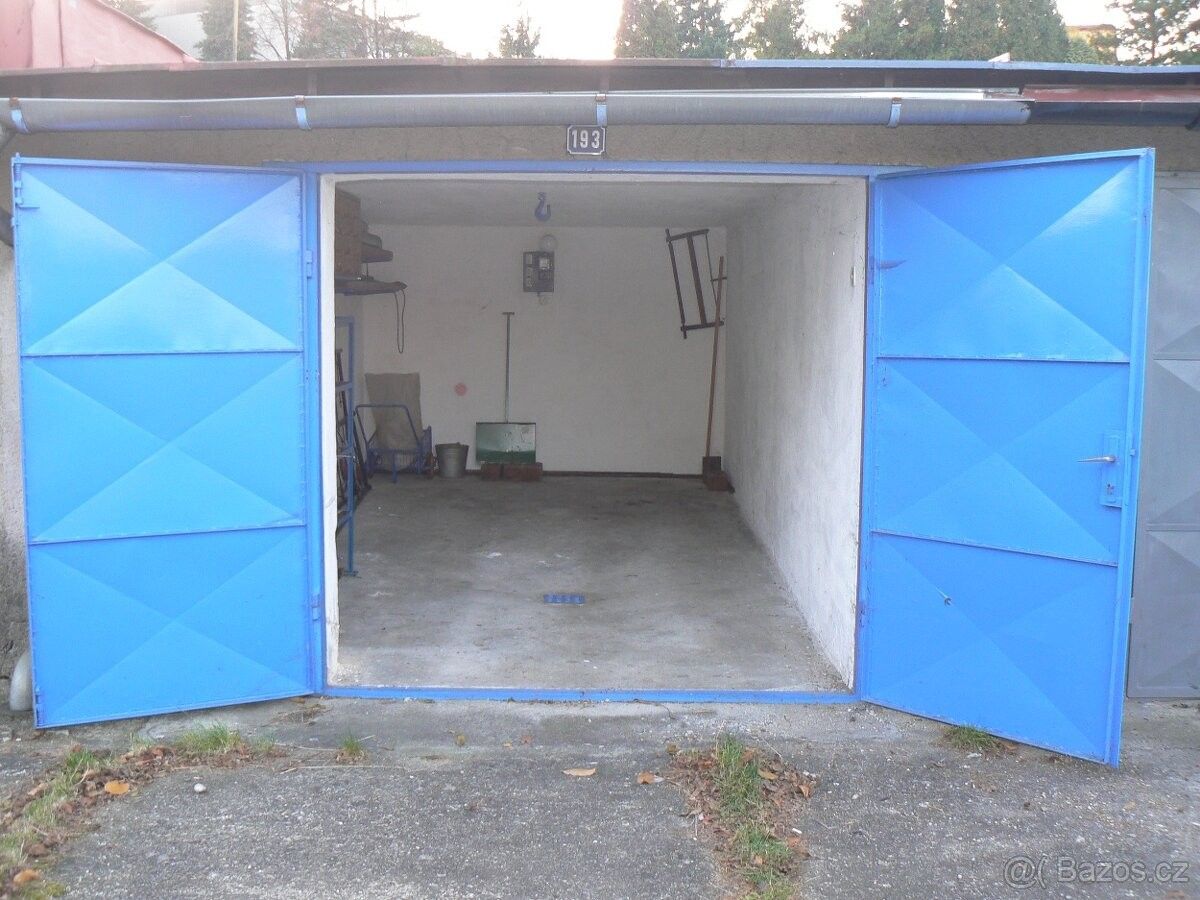 Garáže, Nový Jičín, 741 01
