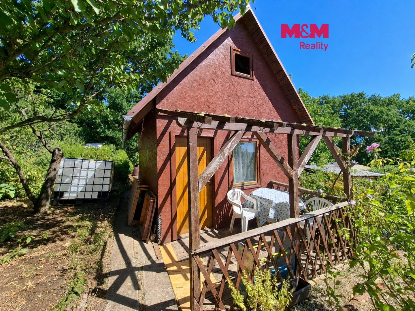 Chaty, Chomutovská, Kadaň, 16 m² - 1