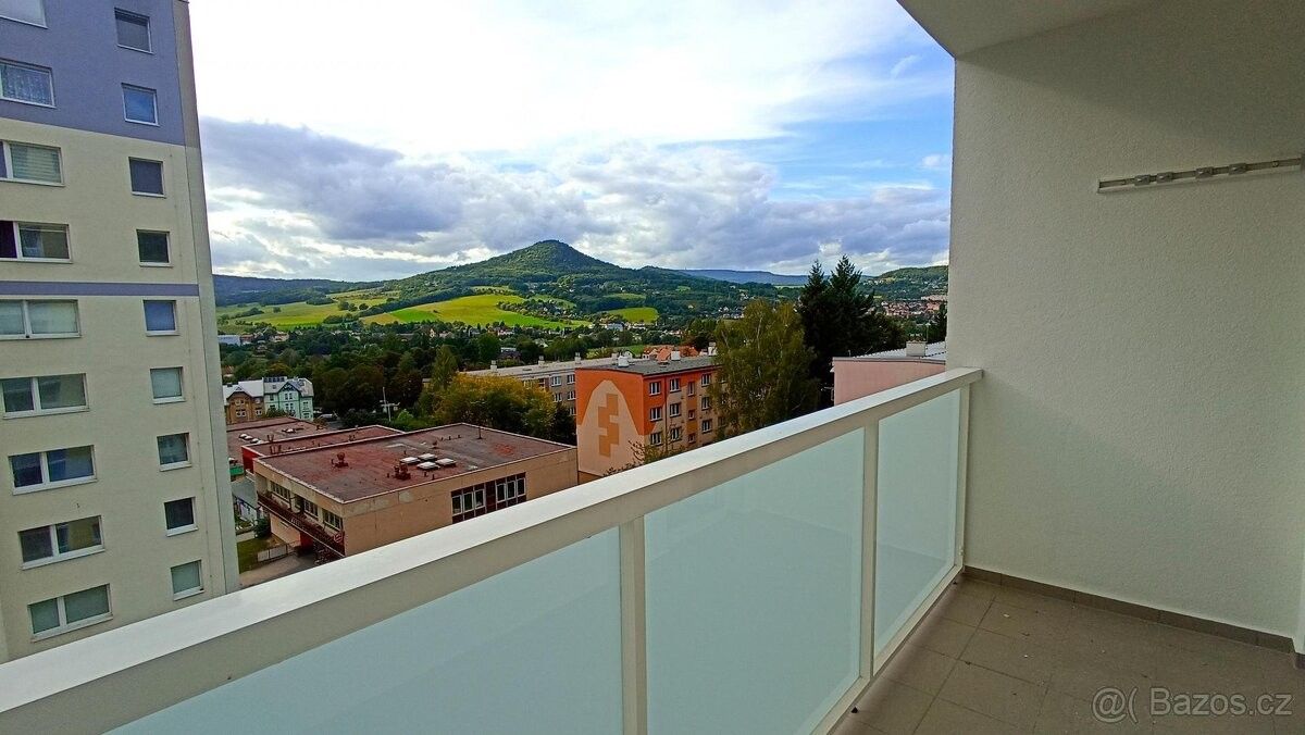 Pronájem byt - Děčín, 407 11