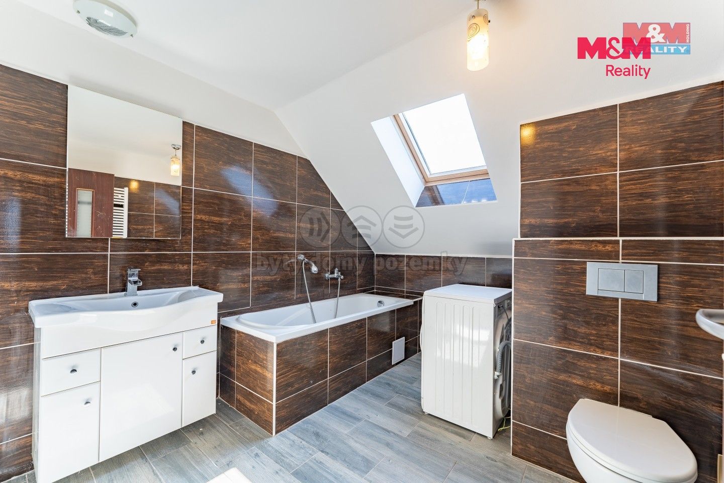 Byt 4+kk · 104 m² · Sečská, Praha - 4