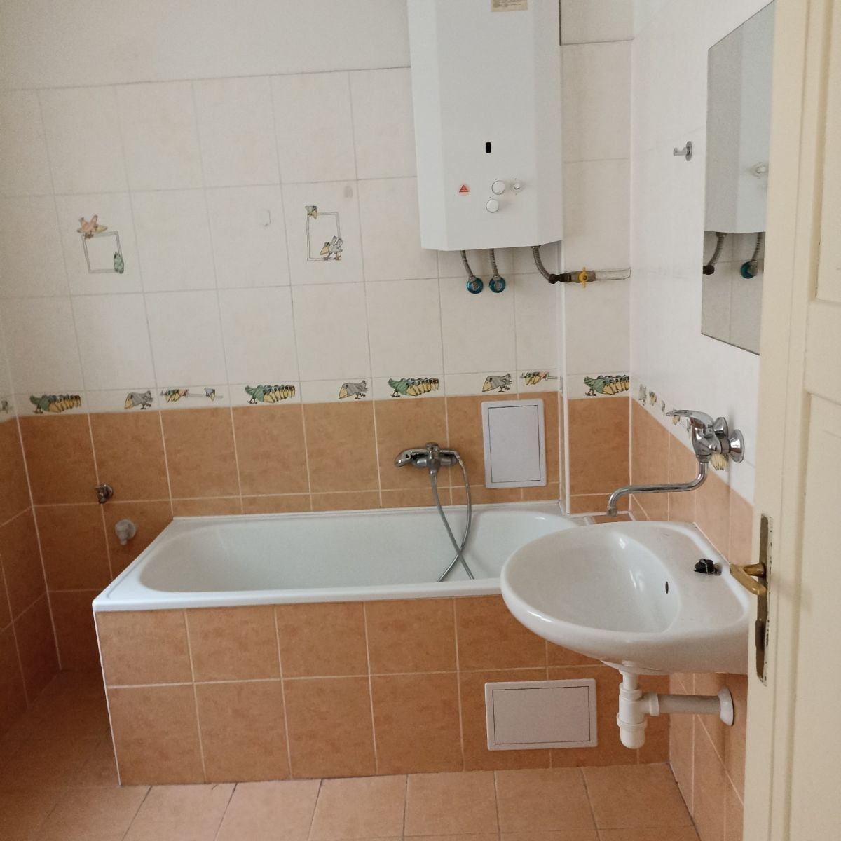 2+kk, Podolská, Praha - Podolí, 53 m² - 1