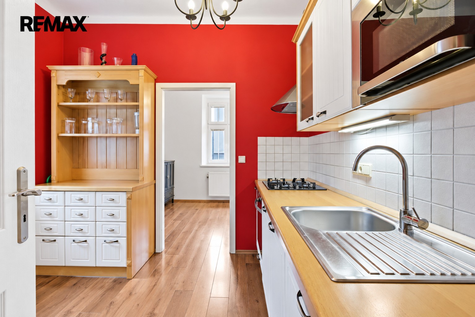 Byt 4+1 · 87 m² · Ondříčkova 1310, Karlovy Vary - 3