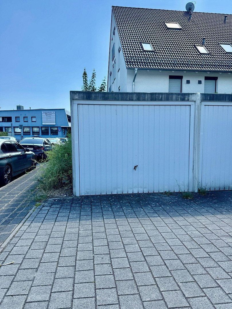 Garáž · Roßtaler Str. 11 Nürnberg Gaismannshof Bayern 90431 - 3