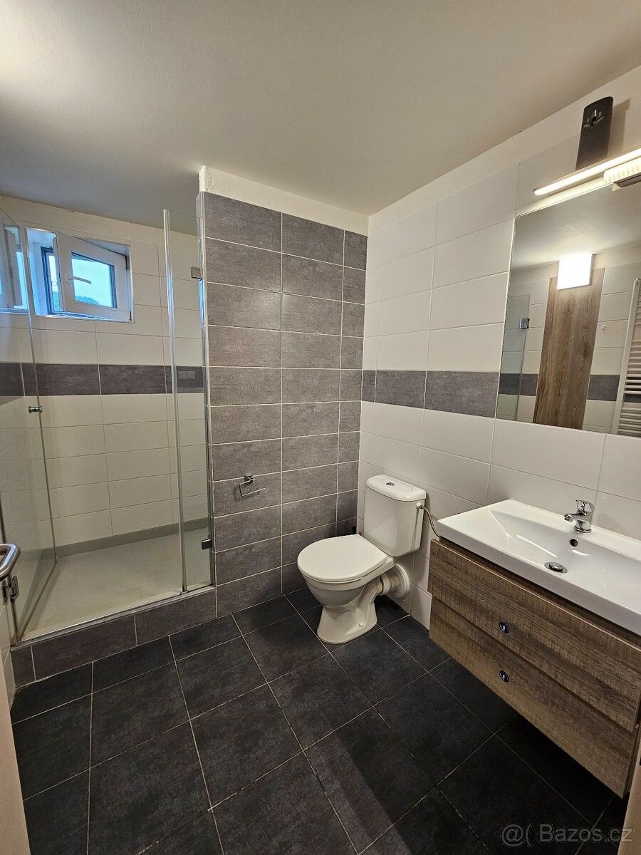 Pronájem byt - Ostrava, 711 00