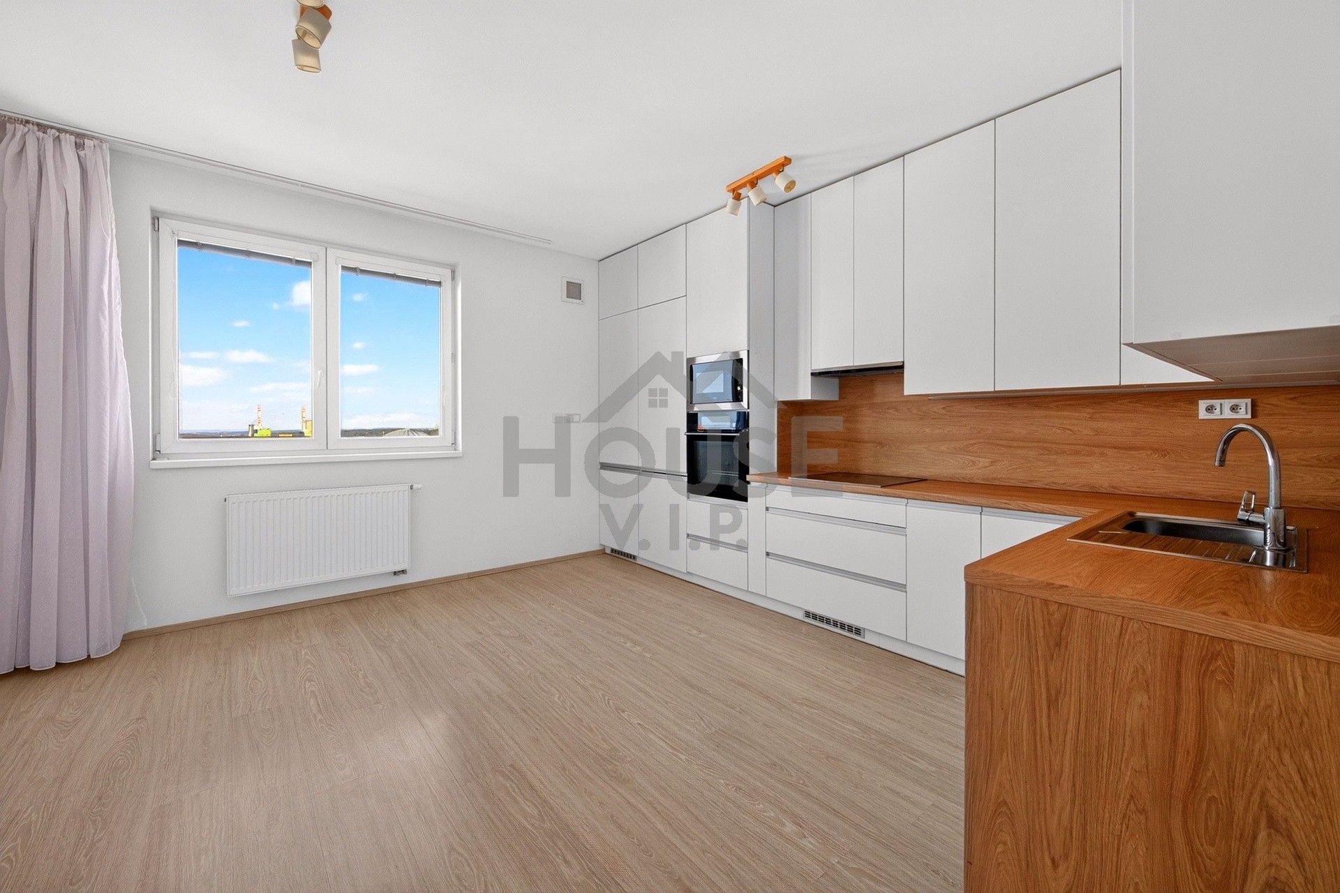3+kk, Váňova, Kladno, 68 m²