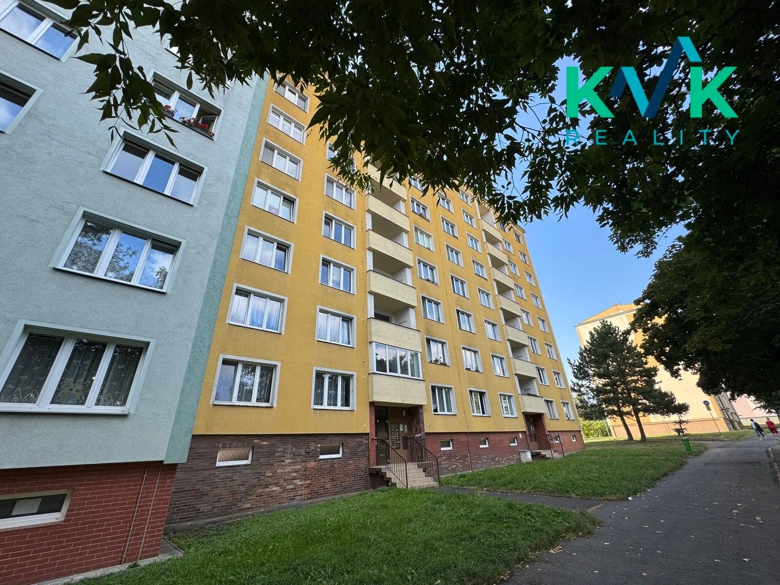 Prodej byt 1+1 - Kollárova, Ostrov, 36 m²
