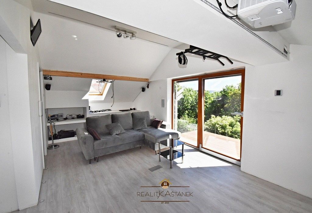 Prodej rodinný dům - Liberec, Liberecký kraj, 249 m² - 5