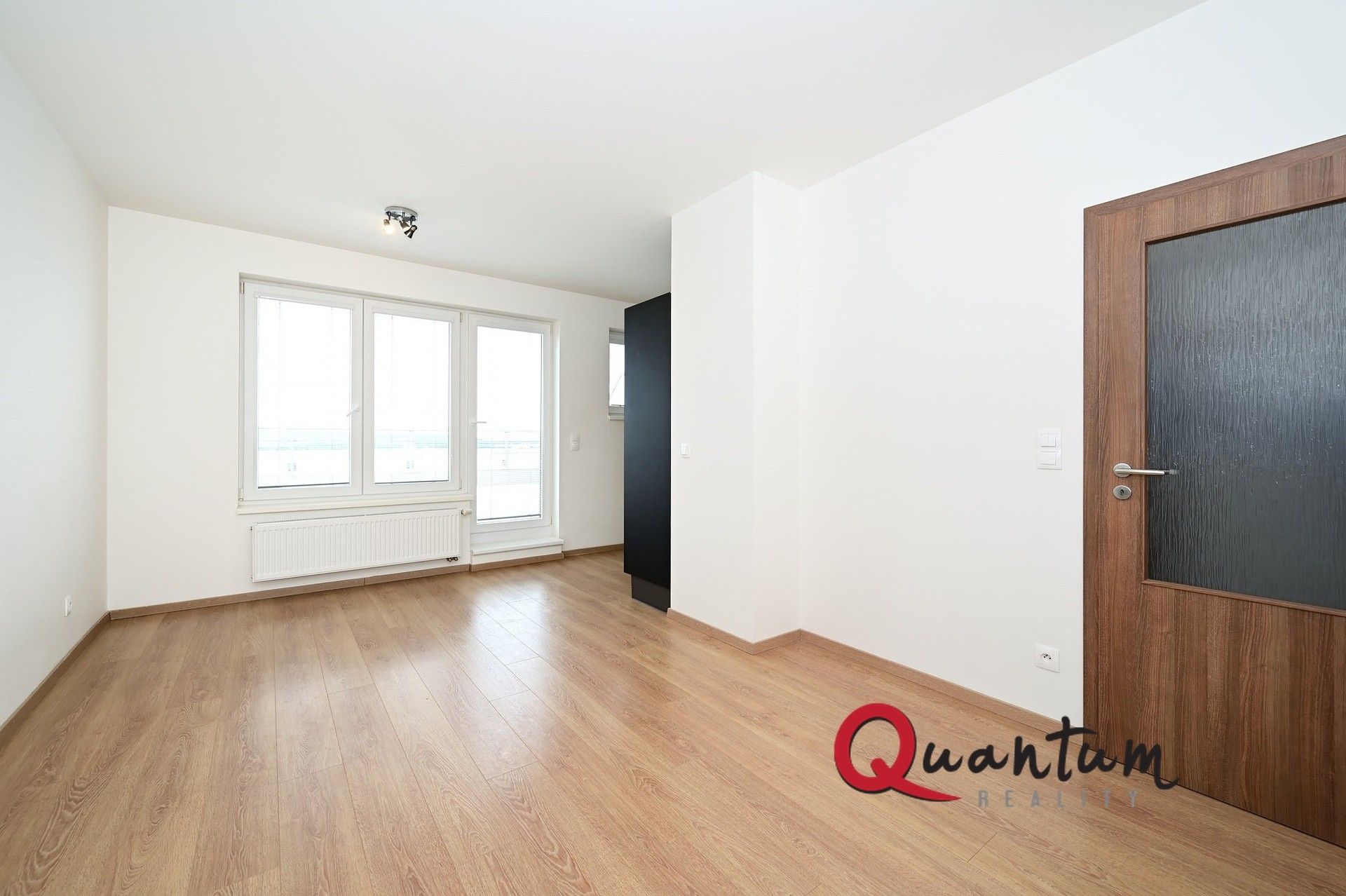 Pronájem byt 2+kk - Miloše Havla 1246, Praha, 88 m²