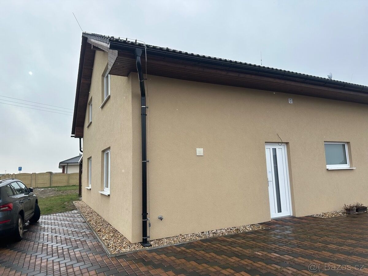 Byty, Měník, 503 64